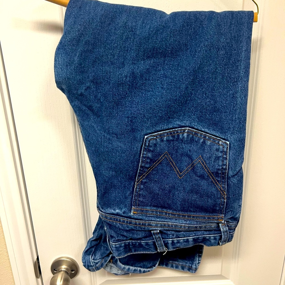 Wrangler 38x30 FR jeans